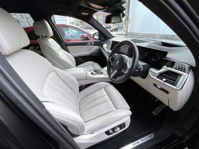 صورة مصغرة 33 لـ 2023 BMW X7