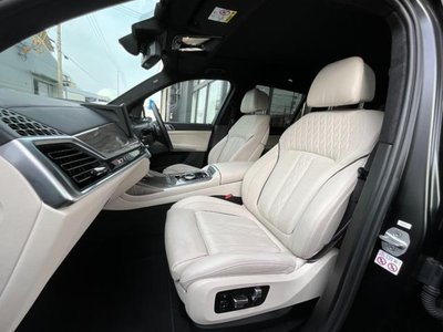 صورة مصغرة 38 لـ 2023 BMW X7
