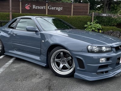 2001 Nissan SKYLINE photo 2