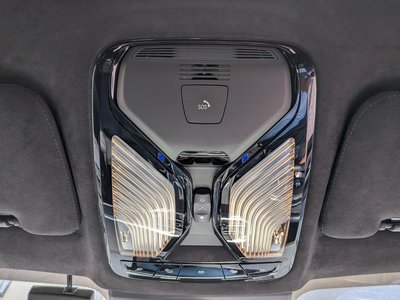 2021 BMW X7 — миниатюра 62