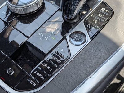 2021 BMW X7 — миниатюра 37