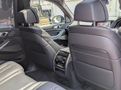 2021 BMW X7 — миниатюра 42