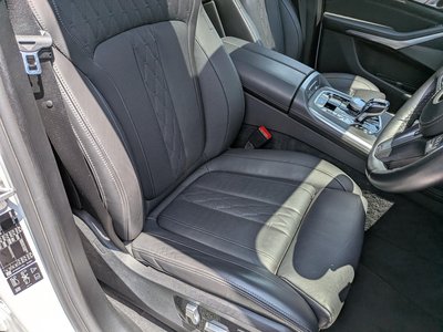 2021 BMW X7 — миниатюра 18