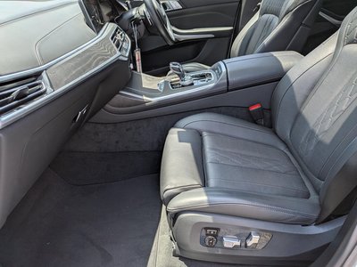 2021 BMW X7 — миниатюра 58