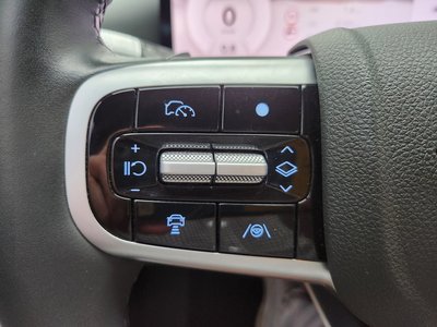 2024 Genesis GV80 thumbnail 13