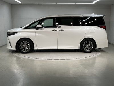 TOYOTA ALPHARD - 2