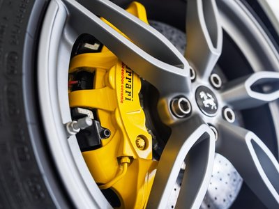 FERRARI 458 - 6