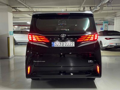 TOYOTA ALPHARD - 2
