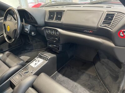 FERRARI F355 - 9