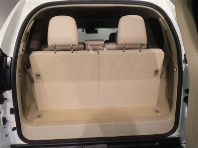 2023 Toyota LAND CRUISER PRADO — миниатюра 32