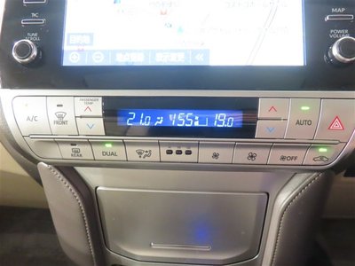 2023 Toyota LAND CRUISER PRADO — миниатюра 11