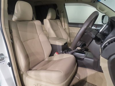2023 Toyota LAND CRUISER PRADO — миниатюра 26
