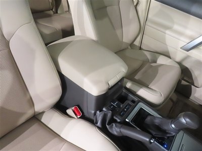 2023 Toyota LAND CRUISER PRADO — миниатюра 28