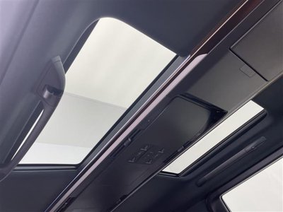 TOYOTA VELLFIRE - 10