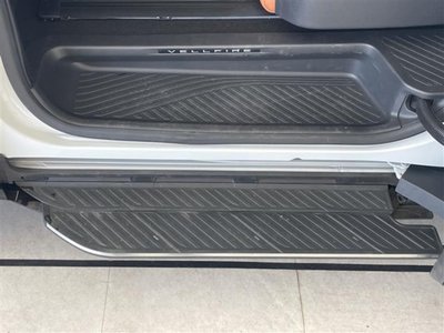TOYOTA VELLFIRE - 9