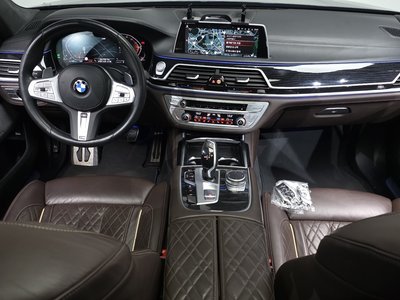 BMW 7 SERIES - 5