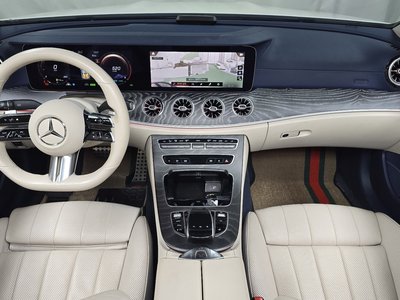 MERCEDES-BENZ E-CLASS - 5