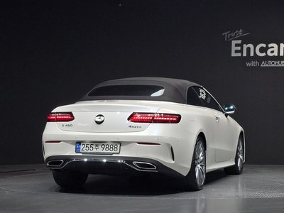 MERCEDES-BENZ E-CLASS - 3