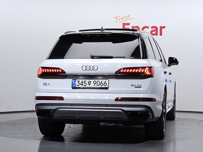 AUDI Q7 - 4