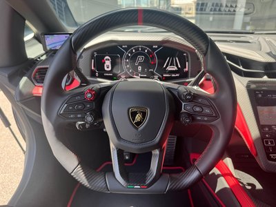 صورة مصغرة 24 لـ 2025 Lamborghini REVUELTO