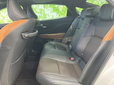 TOYOTA CROWN CROSSOVER - 7