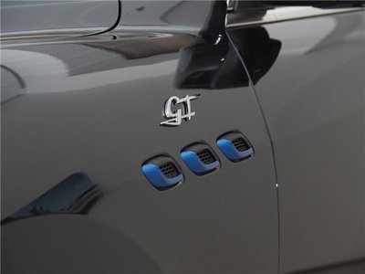 MASERATI LEVANTE - 8