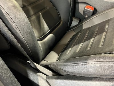 MERCEDES-BENZ GLC - 8