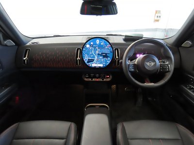 MINI MINI COUNTRYMAN - 2