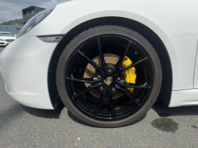 صورة 30 لـ 2017 Porsche 718