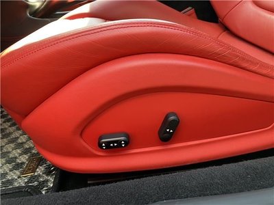 2010 FERRARI CALIFORNIA — миниатюра 37