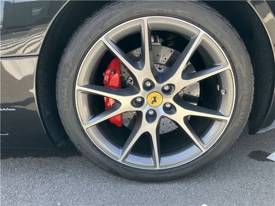 2010 FERRARI CALIFORNIA — миниатюра 20