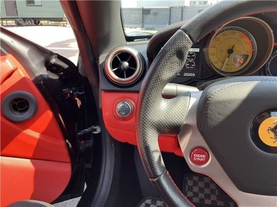 2010 FERRARI CALIFORNIA — миниатюра 23