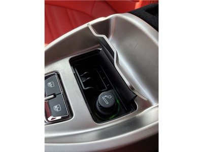 2010 FERRARI CALIFORNIA — миниатюра 35