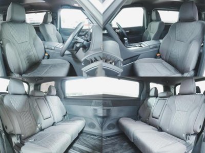 2025 TOYOTA ALPHARD photo 4