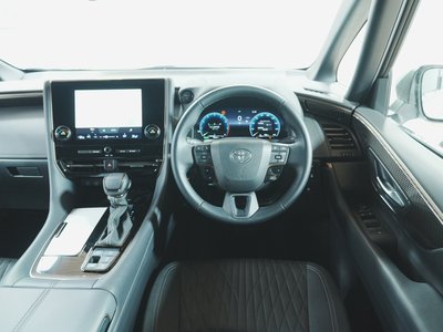 صورة مصغرة 18 لـ 2025 TOYOTA ALPHARD