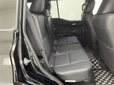 صورة مصغرة 19 لـ 2024 Toyota LAND CRUISER 250