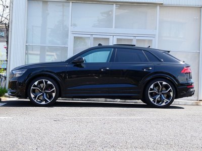 AUDI RS Q8 - 6