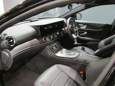 MERCEDES-BENZ E-CLASS - 7