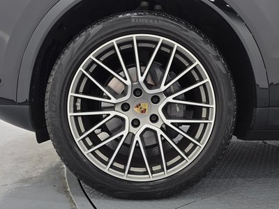 صورة 6 لـ 2023 Porsche CAYENNE