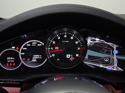 صورة 8 لـ 2023 Porsche CAYENNE