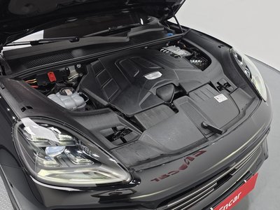 صورة 7 لـ 2023 Porsche CAYENNE