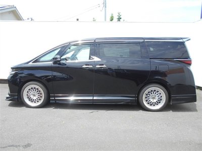 صورة 3 لـ 2023 Toyota VELLFIRE