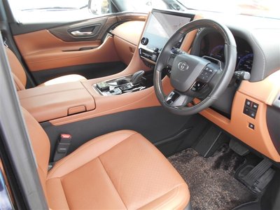 صورة 8 لـ 2023 Toyota VELLFIRE