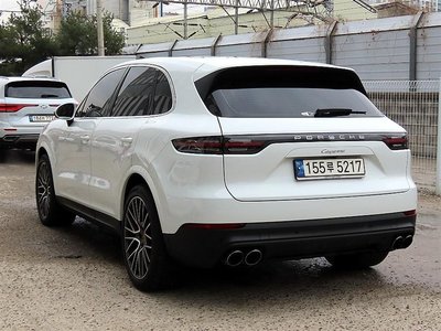 PORSCHE CAYENNE - 2