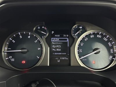 TOYOTA LAND CRUISER PRADO - 10