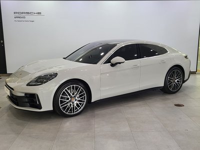 PORSCHE PANAMERA - 1