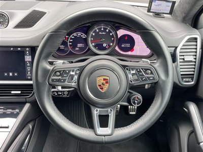 PORSCHE CAYENNE - 9
