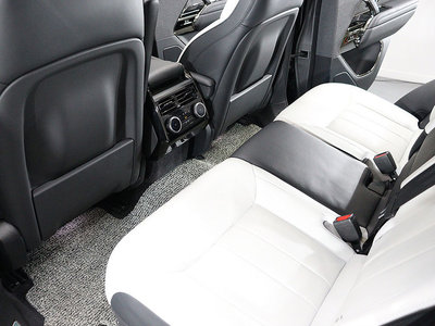 2023 LAND Rover RANGE ROVER SPORT thumbnail 16