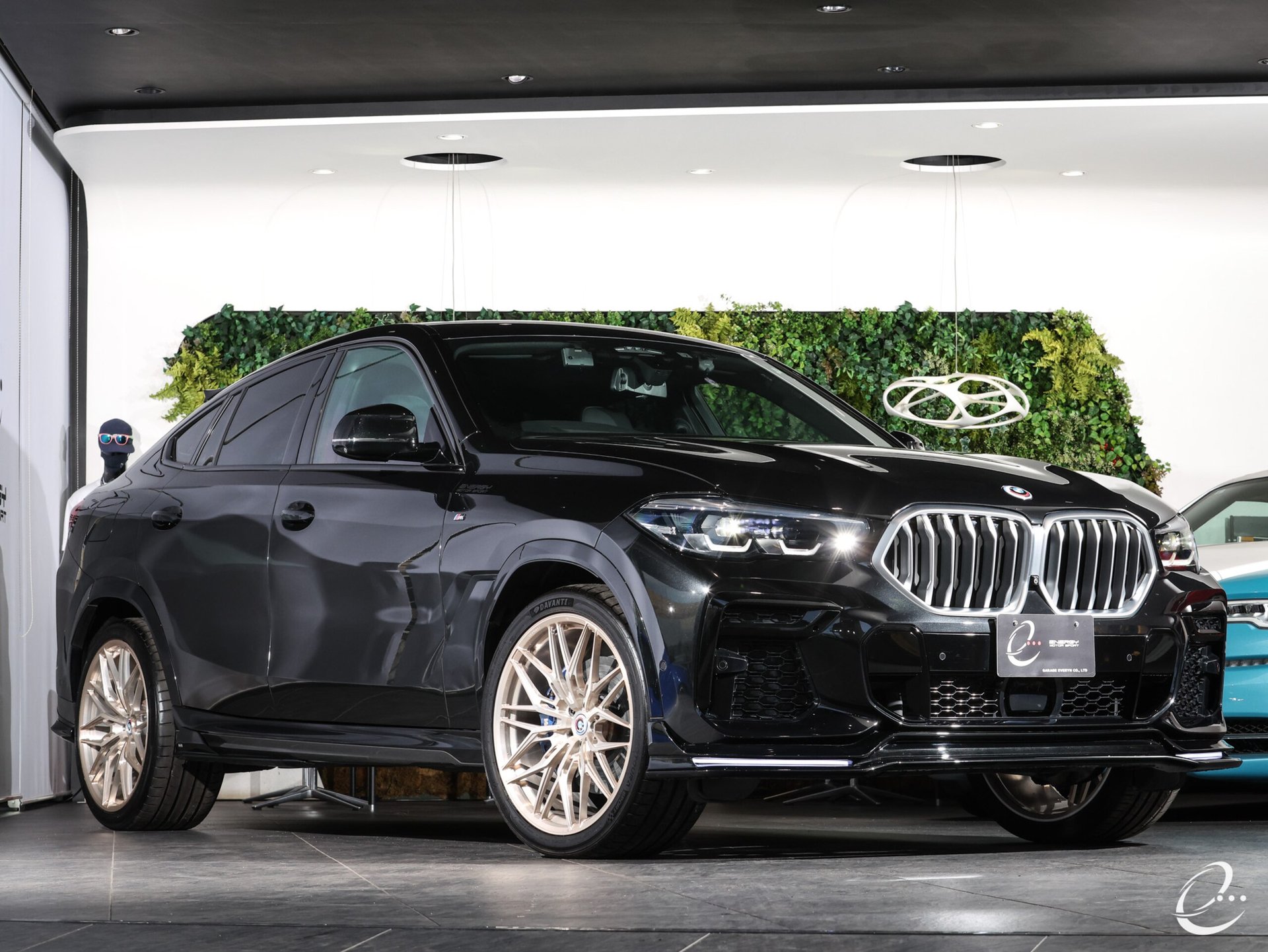 BMW X6 - View 1