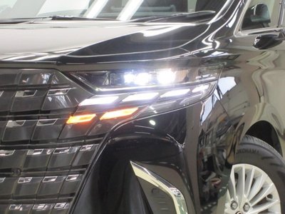 TOYOTA ALPHARD - 7
